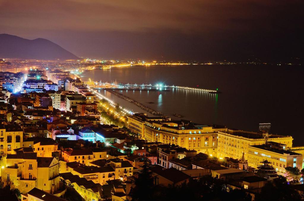 Sichelgaita Apartment Salerno Kültér fotó